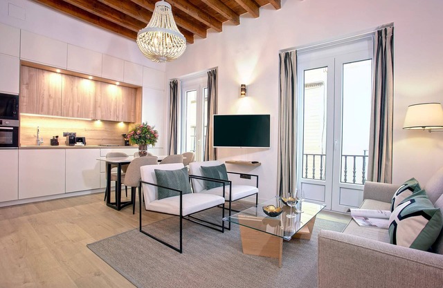 Bright apartment in Sevilla. Teodosio II