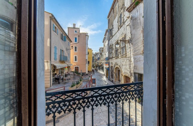 Bright apartment - Narbonne hypercentre - 8mn walk from train station