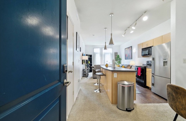 Bright & Cozy 1-bedroom apartment in enjoyable Plano with AC, WiFi, fitness room