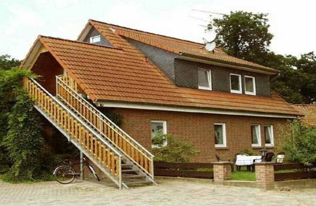 Bright, cozy apartment for up to 6 people on the farm