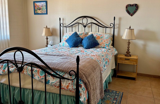 Bright & Cozy One Bedroom One Bath Villa in a 55+ Community