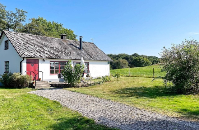 Bright holiday home in Vollsjö-By Traum