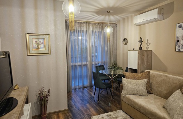 Bright Inn - Holiday & Business Apartment in the Best area of Sofia
