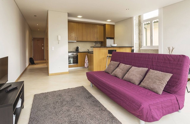 Bright Luxury Apartment