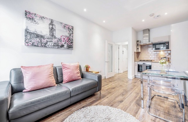 Bright & Modern 2-Bed Portobello Notting Hill
