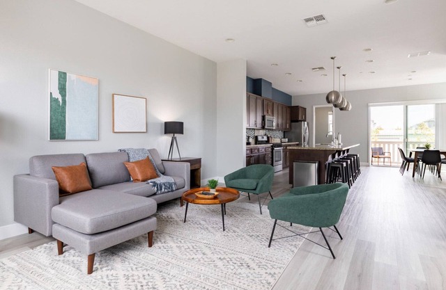 Bright Newark 4BR w/Balcony, nr Dining & Trampoline Park, by Blueground
