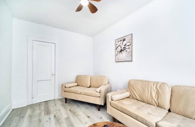 Bright Quiet One Bedroom Apartment