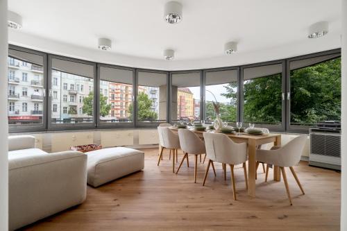 Bright & Spacious Berlin Home