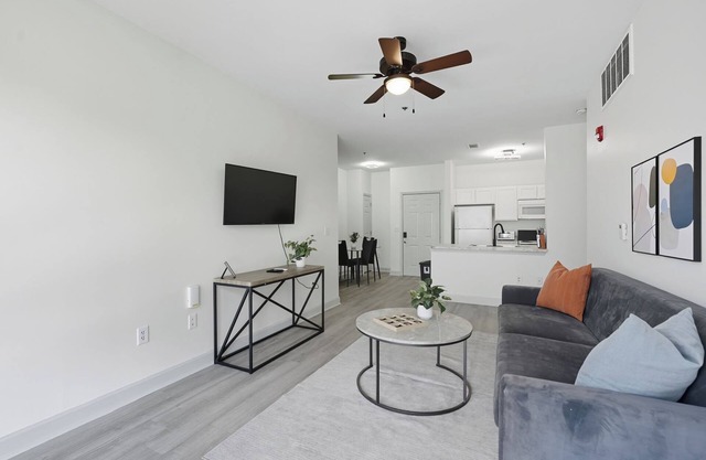 Bright & Stylish 2-Bed, 2-Bath Apartment