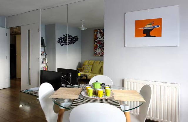 Bright Stylish Flat in Angel