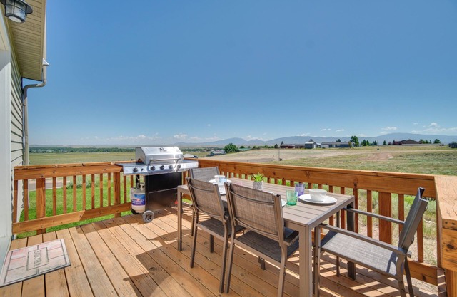 Bright Wyoming Retreat w/Deck & Mountain Views!