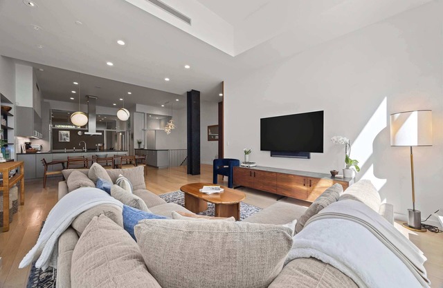 Brightstone by Rove Travel | 4BR Modern Loft