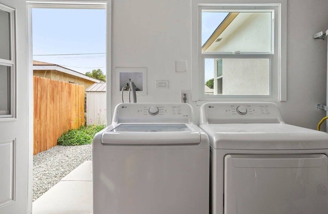 Brilliant, tranquil 3 bed in Imperial Beach!