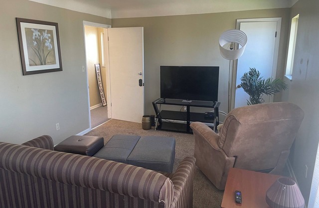 Bring the family to this great place with lots of room. 3 BR, 1 Bath, Kitchen.