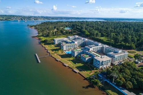 Brisas do Lago - Lindo apto com vista para o lago