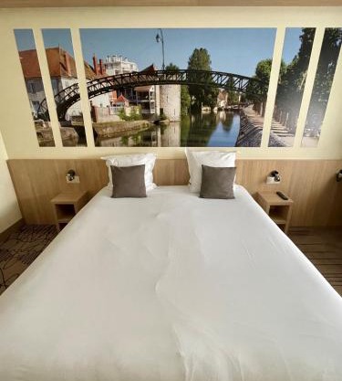 Brit Hotel Montargis