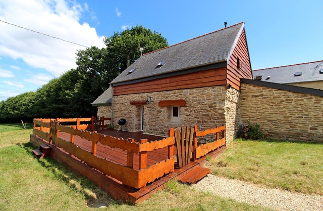 Brittany cottage "Tal ar Galonn" 4 to 10 people, welcome to the riders