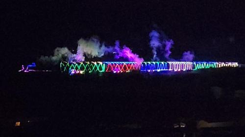 Brixham View House -Spectacular views over the bay and close to beach with parking