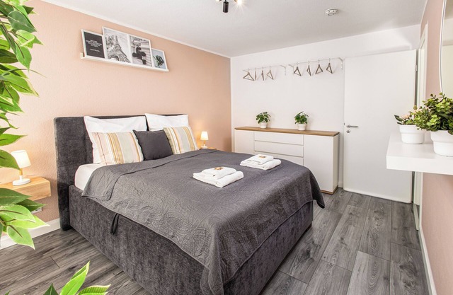 BROCKHEUS Apartments: Luxury Vista Apartment I Kitchen I WiFi I Smart TV