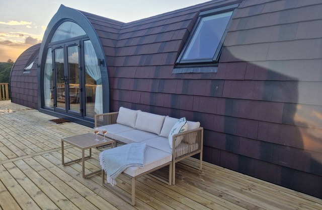 Bromach Lodge - Luxury Glamping. Sleeps up to 6. Gorgeous Sea Views along NC500