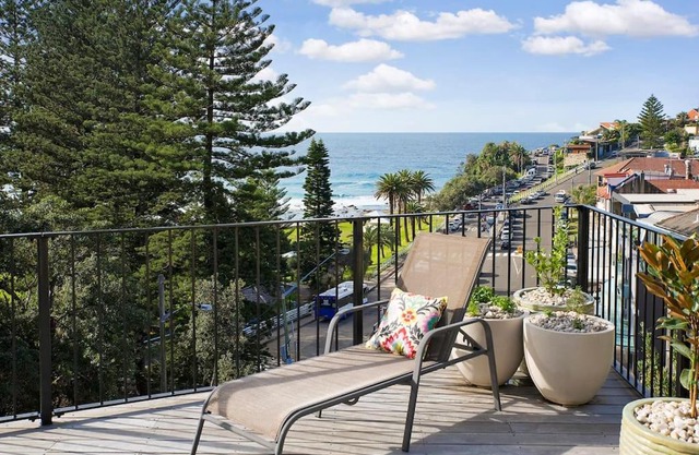 Bronte Beach House with Ocean Views