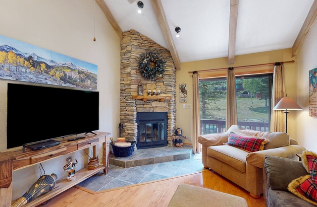 Brown Bear Lodge #322 | Condo in Durango with resort amenities