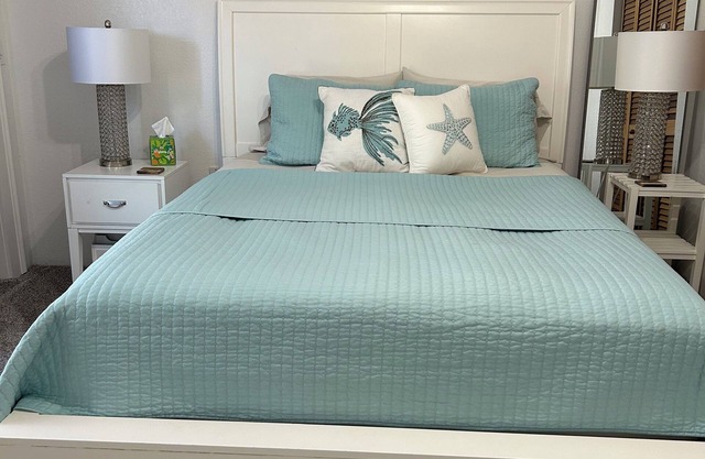 Brown Bunny BnB — Peaceful Retreat in Palmetto FL Outdoors WiFi AC