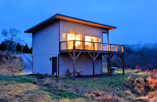 Bucolic Mountain View Stargazing Sunsets Wildlife