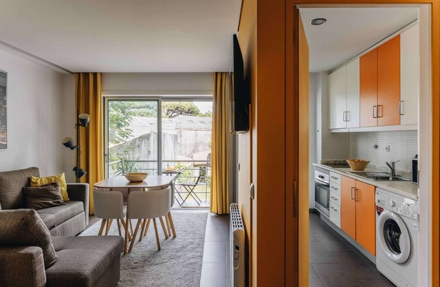 Budget-Friendly Studio w/Balcony in Rosario