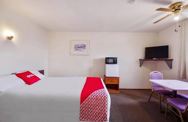 Budget-friendly Find! With Free Onsite Parking, Pet-friendly Property!