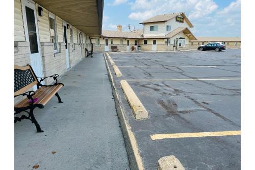 Budget Inn motel toledo perrysburg I-280