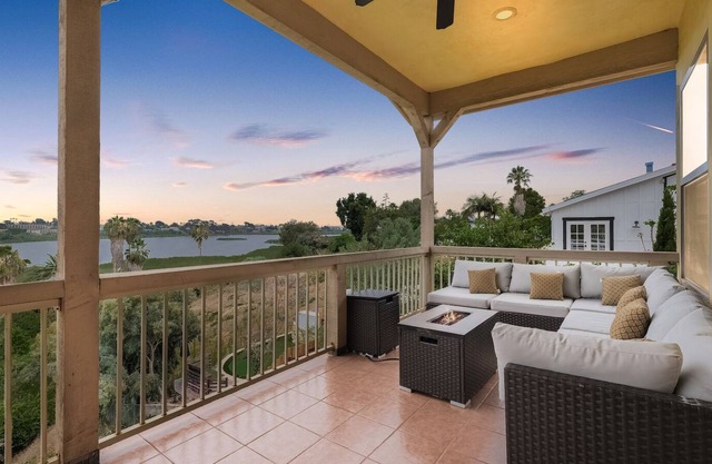 Buena Vista Villa By The Beach