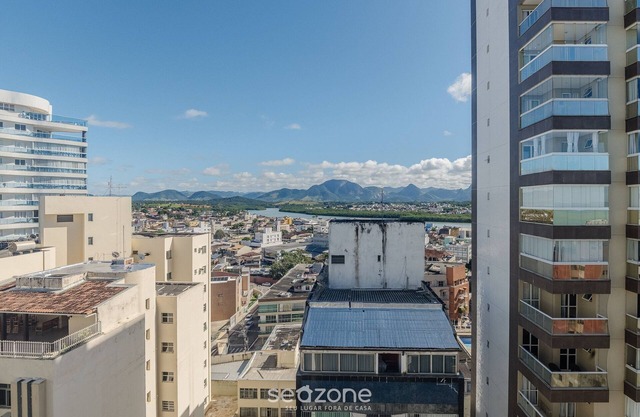 Building With New Apartments 300m From the Beach - EEP