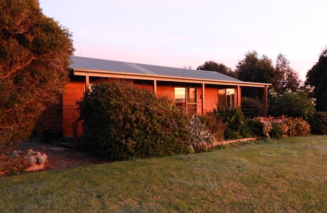 Buln Buln Cabins (Cabin 1)