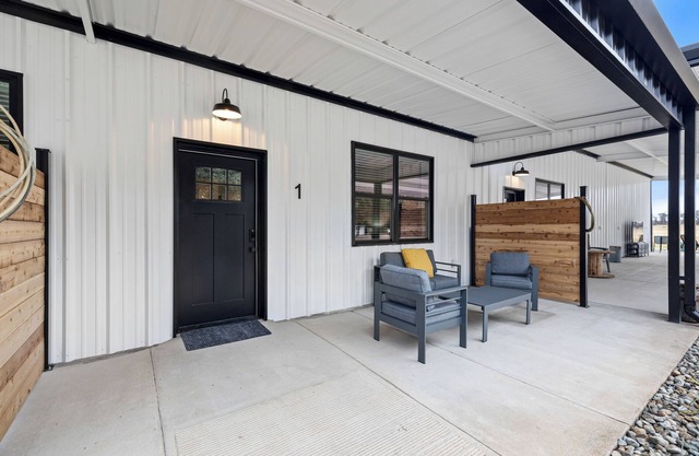 Bungalow 1 @ Barndo Bungalows