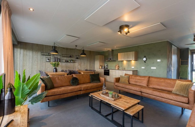 Bungalow ∙ 5 bedrooms ∙ 12 guests