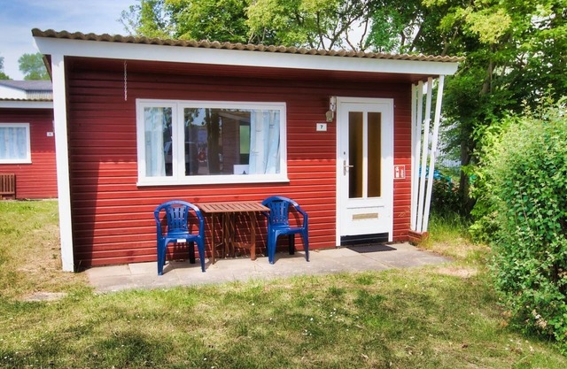 Bungalow for 3 guests with 17m² in Lübeck (143653)