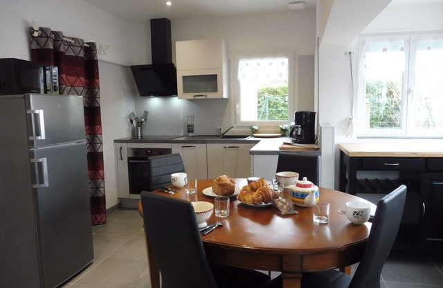 Bungalow in Gouville-sur-Mer near Beach