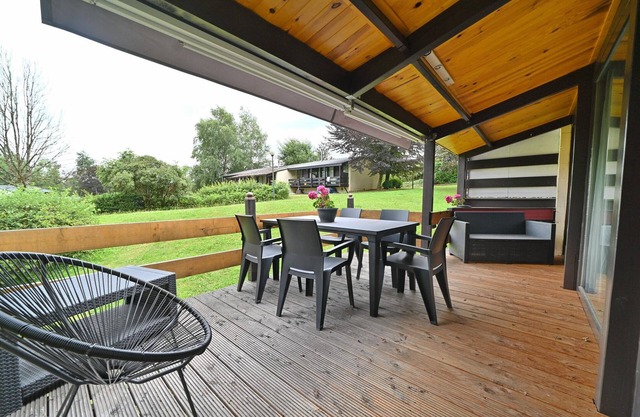 Bungalow next to the Lac de Vallée de Rabais