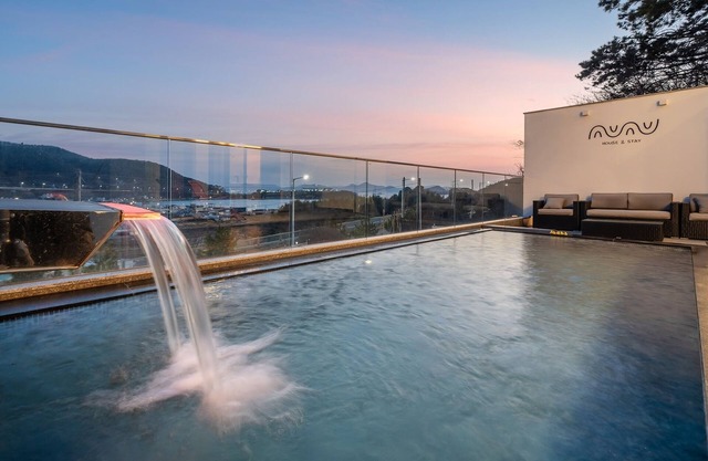 Busan Nunuhouse Poolvilla Pension