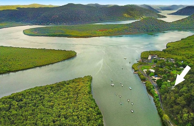 Bush Retreat on the Hawkesbury River
