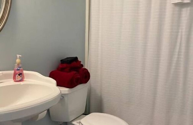 Butler Cottage, Pet Friendly, Walk to the brewery.