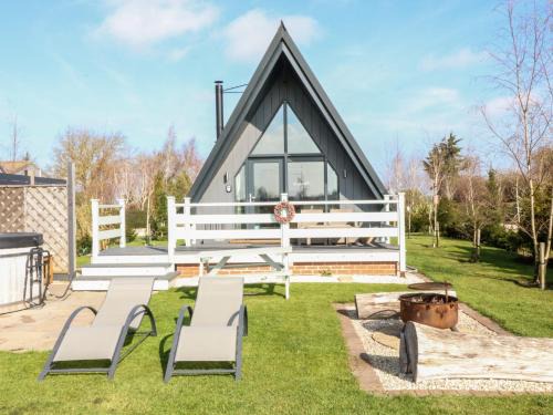 Buttercup Lodge