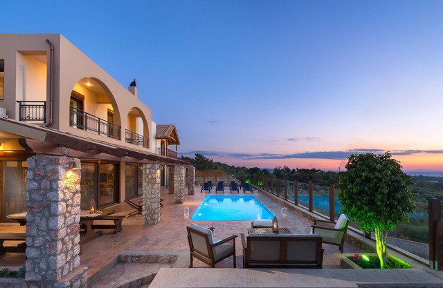 Butterfly villa sleeps up to 14