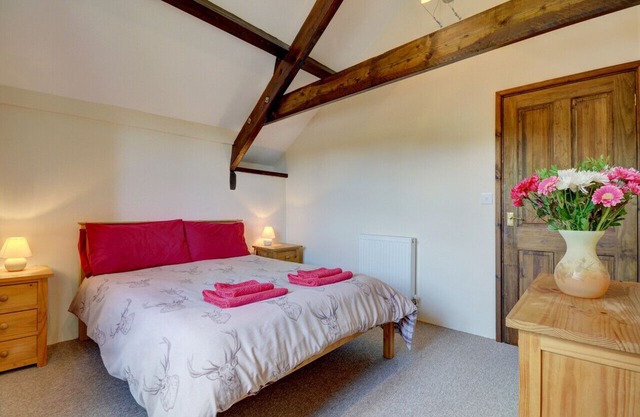 Button Stable - Three Bedroom House, Sleeps 6