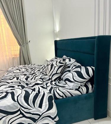 Bytup 2bedroom Apt in lekki,24hrs light, Wifi