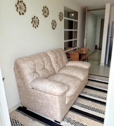 Cómodo aparta estudio cerca a 5 min del aeropuerto