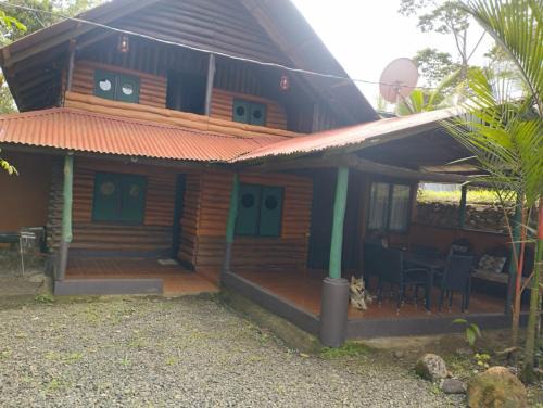 Cabaña Rústica la Paz de Río Celeste