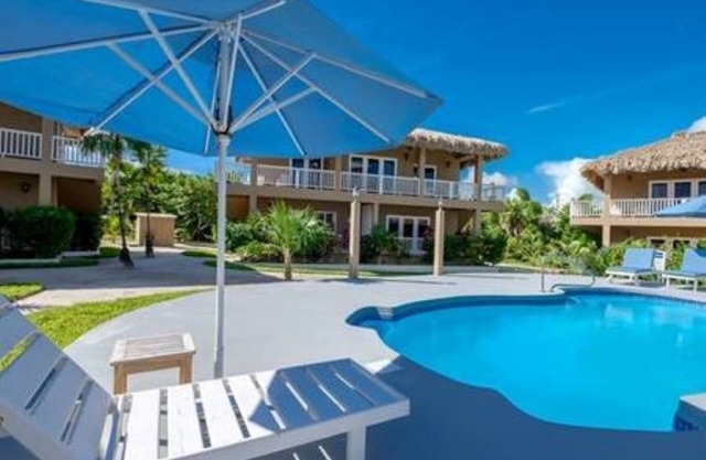 CABANA 1 bedroom.