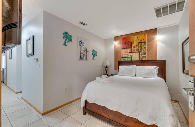 Cabana Condo 402B - European Village - Palm Coast